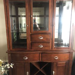 Beautiful China Cabinet 