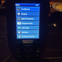 Garmin Fishing Finder 