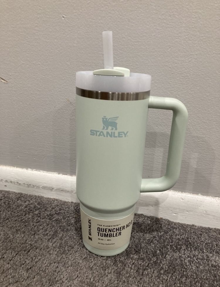 Stanley Quencher Cup Mist 30 oz Brand New
