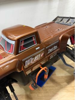 Arrma Outcast 4s