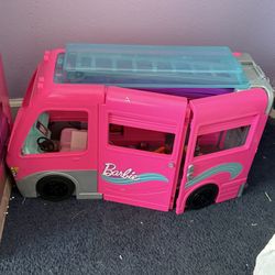 Barbie DreamCamper
