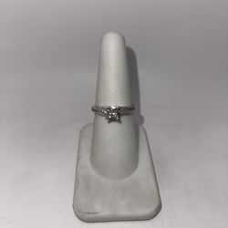 Gold Diamond Engagement Ring 