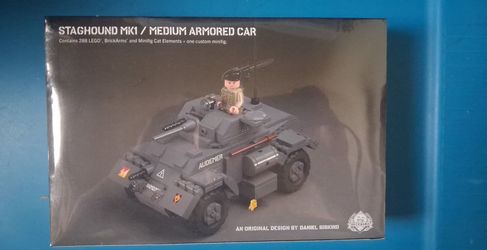 Brickmania Staghound MK1 Medium Armored Car Set