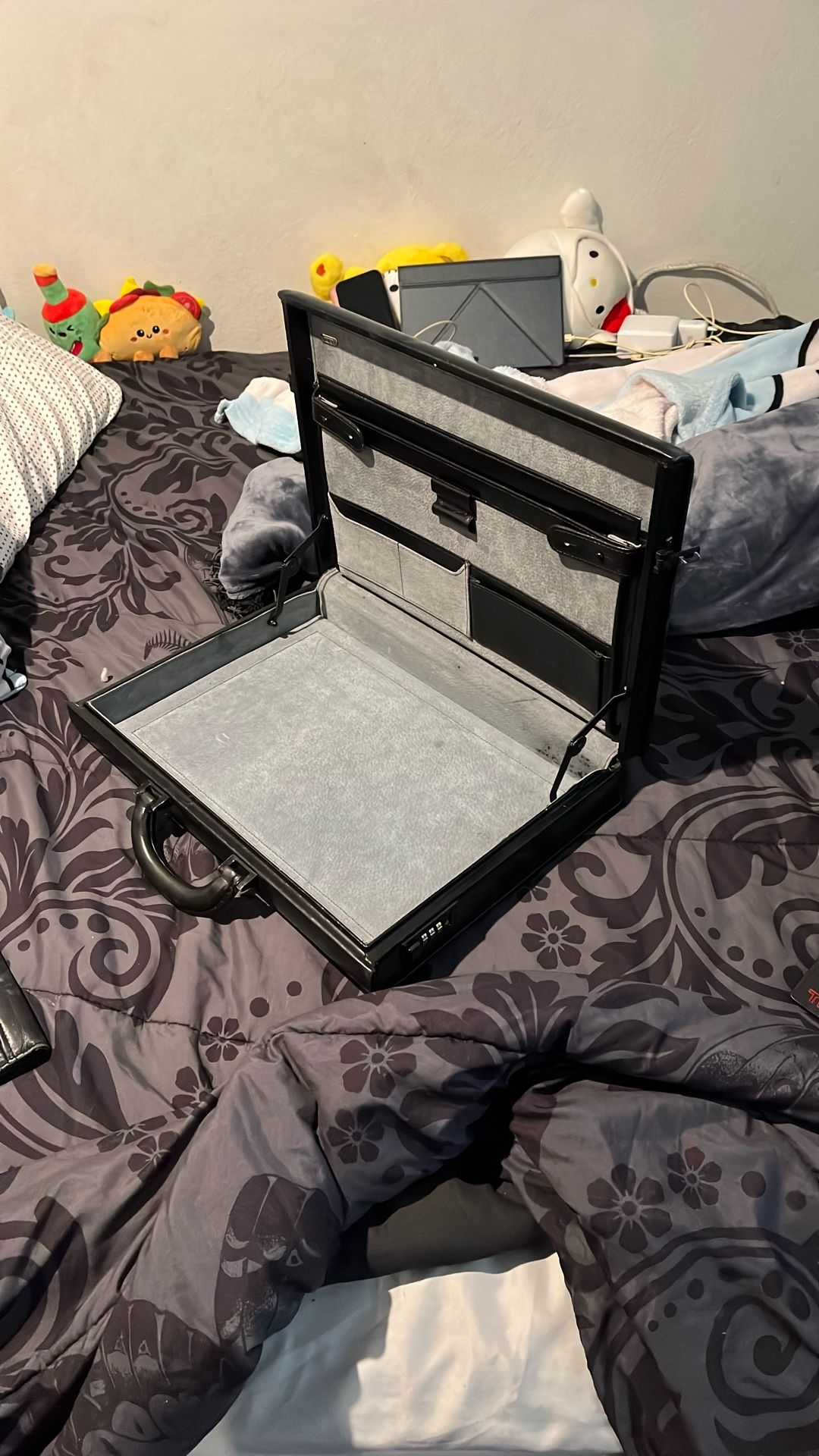 Tumi leather briefcase