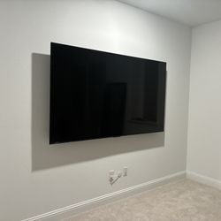 85 Inch TV 
