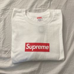Supreme White Box Logo Sz M
