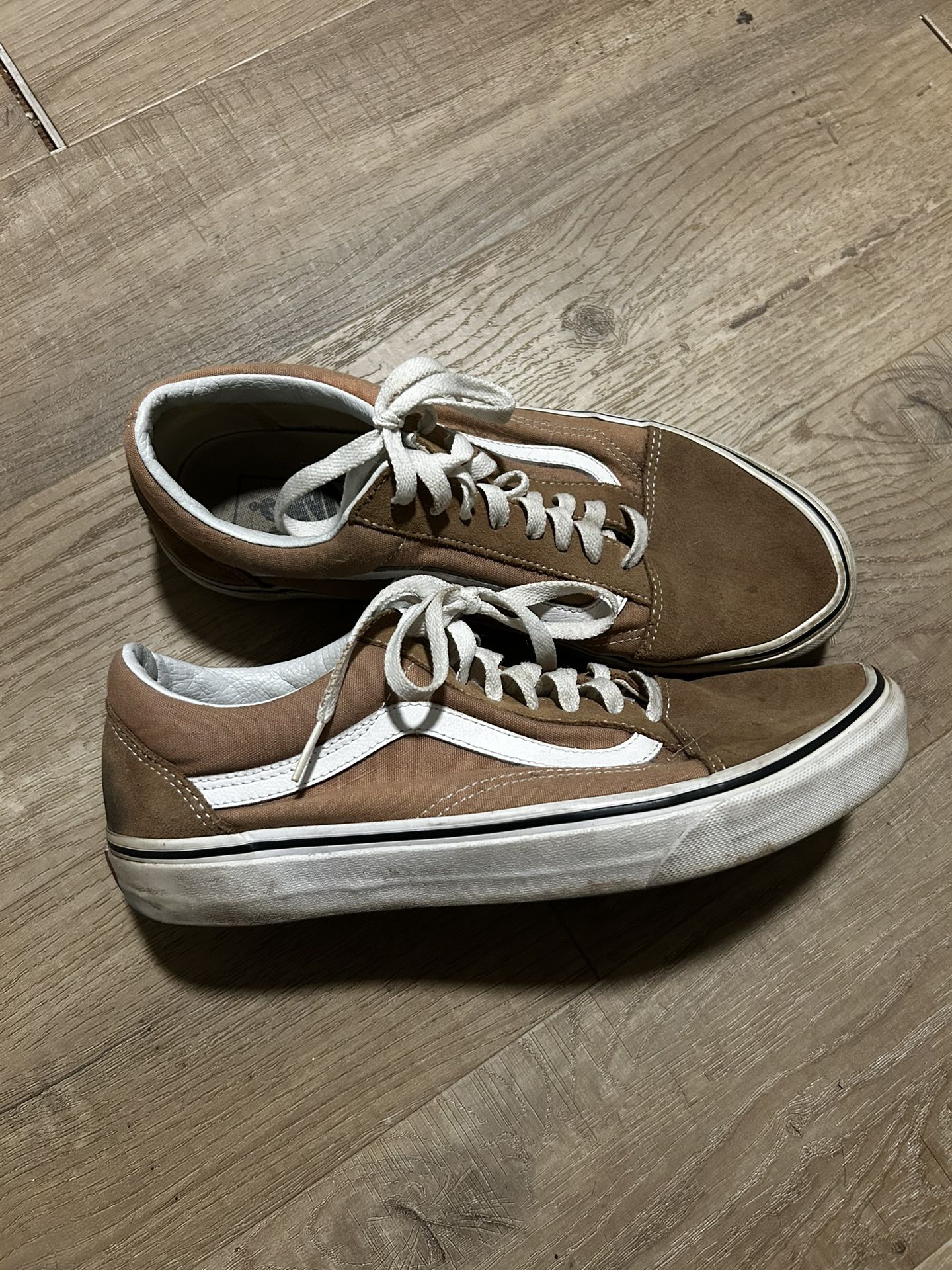 Vans Old Skool (Tan/White) - Size 9.5