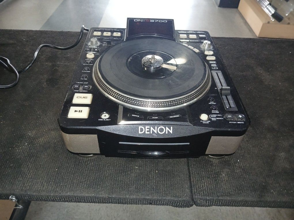 Denon CDJ Turntable