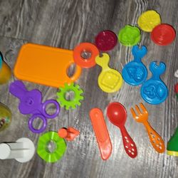 Play-Doh Pasta Food Making Set With Play Doh