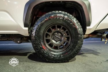Method 703 17x8.5 +25 6x5.5