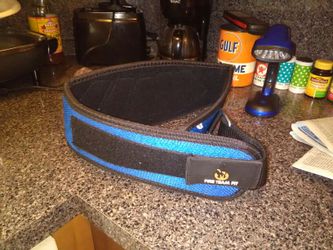 Velcro weight lifting belt new size small