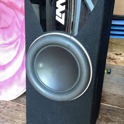 12 W7 With Jl 1000/1 Amp And Box