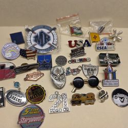 Collectable pins vintage old pins