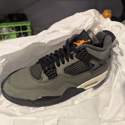 Air Jordan 4 Retro Undefeated size 8