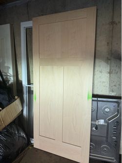 100$OBO 36” 3 panel shaker style door hinge left solid core clear pine