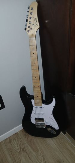 Glarry electric guitar, black and white