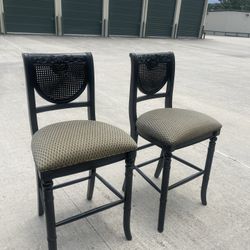 2 Barstools 