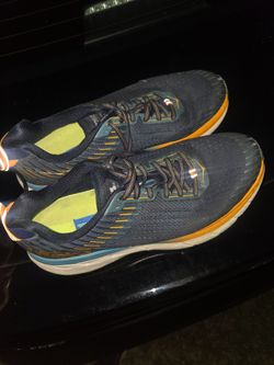 Hoka Clifton
