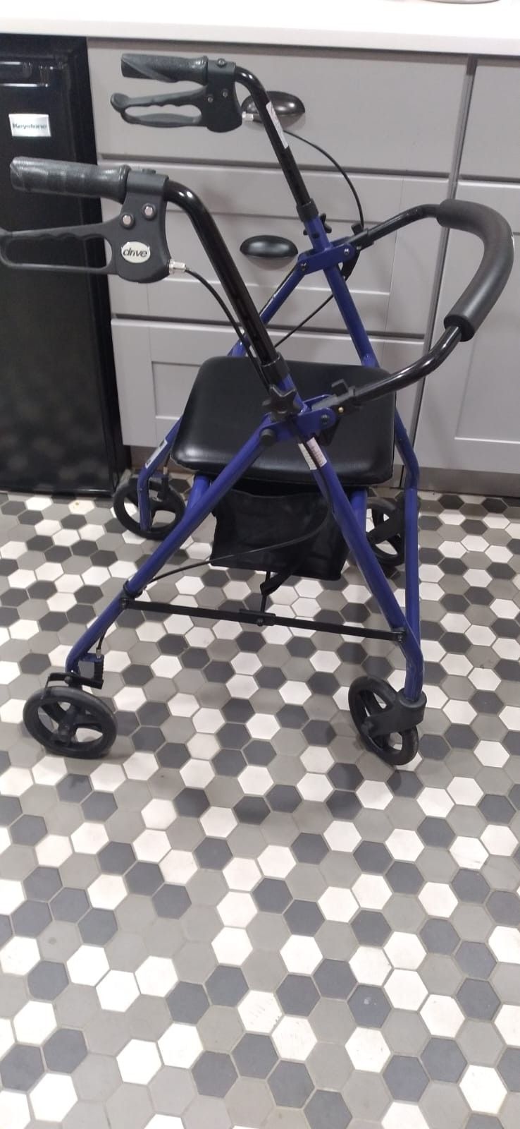Rollador Walker With 4 Wheels