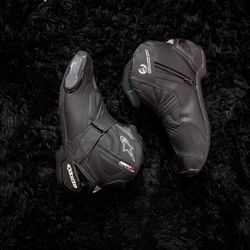 Alpinestars SMX-1 R V2 motorcycle boots