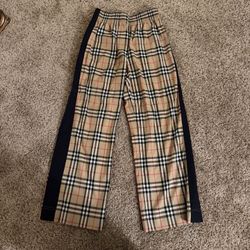 Burberry Pants 