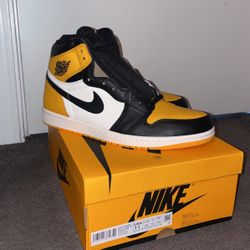 Jordan 1 (Taxi/Yellow Toe) Size 11