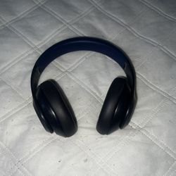 Beats Studio Pro