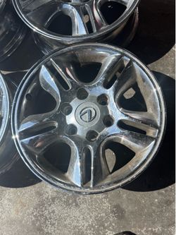 17” LEXUS GX470/ 2005 WHEELS / Chrome $80.00