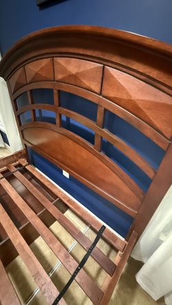 Full/Double Size Bed Frame - Excellent  Condition
