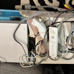 Nintendo Wii 7 Games And 3 Pc Games 