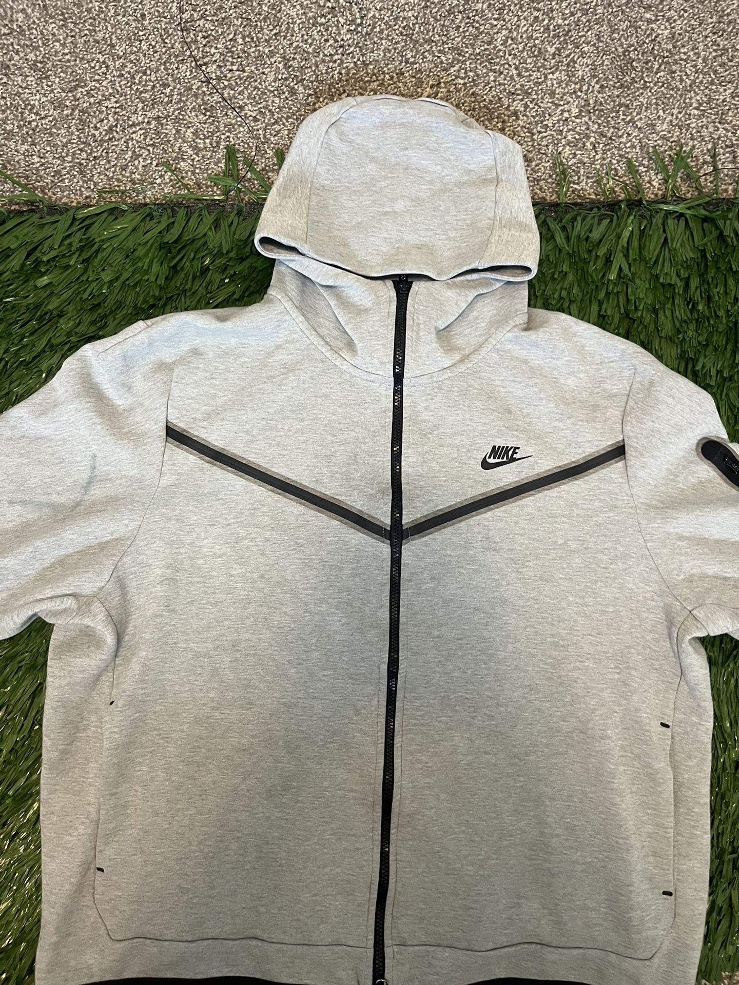 Nike Tech