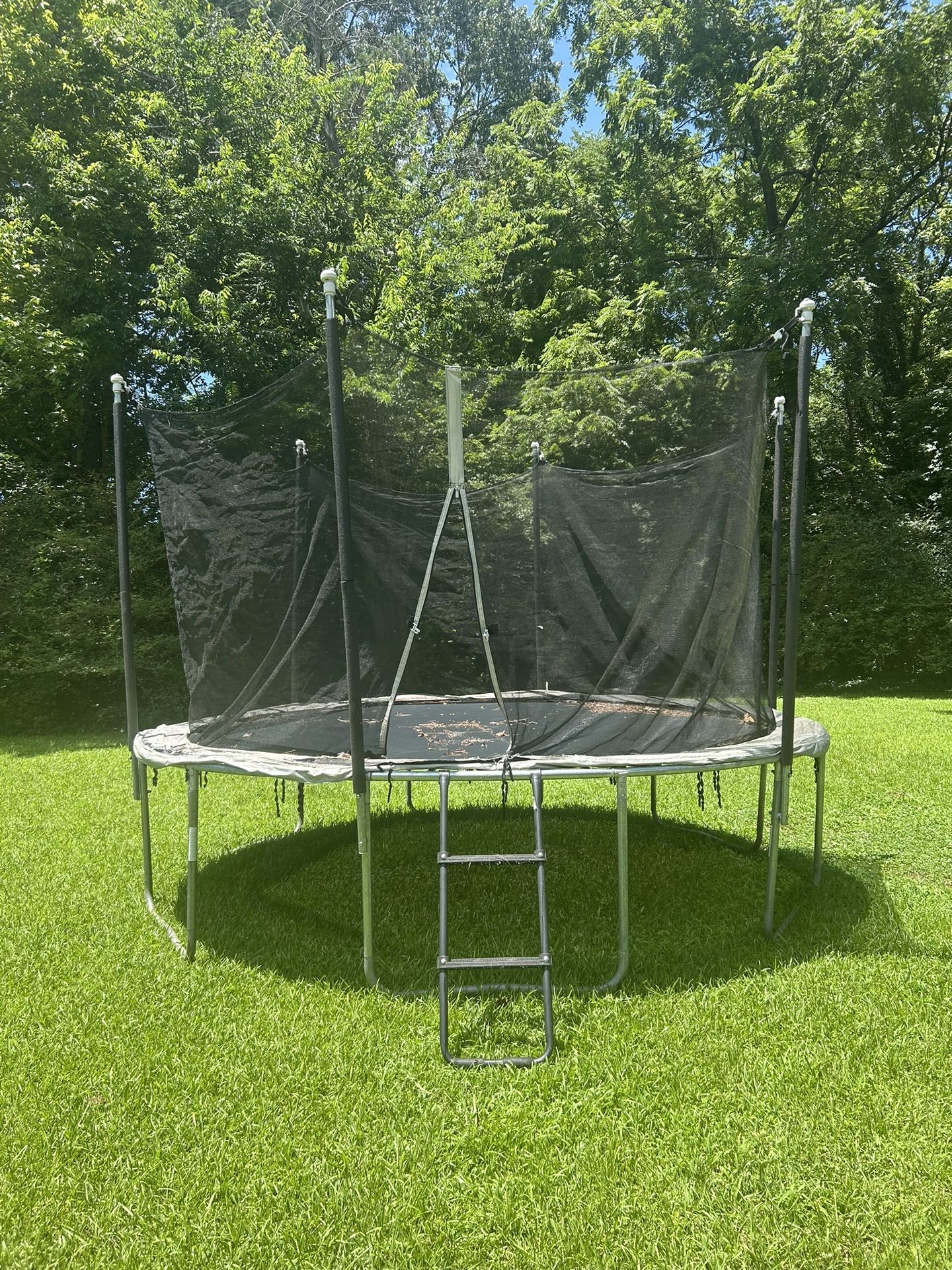 Trampoline