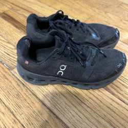 Women’s On clouds 