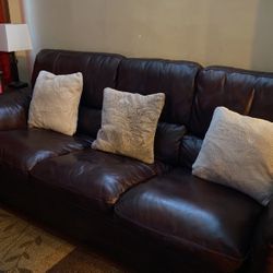 Leather Couch/Single Seater (with  foot rest)