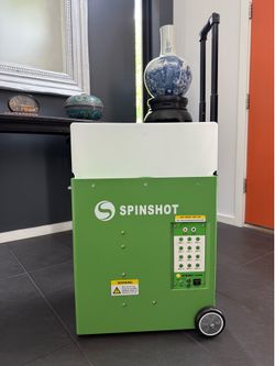 Spinshot Player tTennis Ball Machine