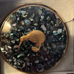 Vintage Stardom Of London PAUA SHELL Compact 