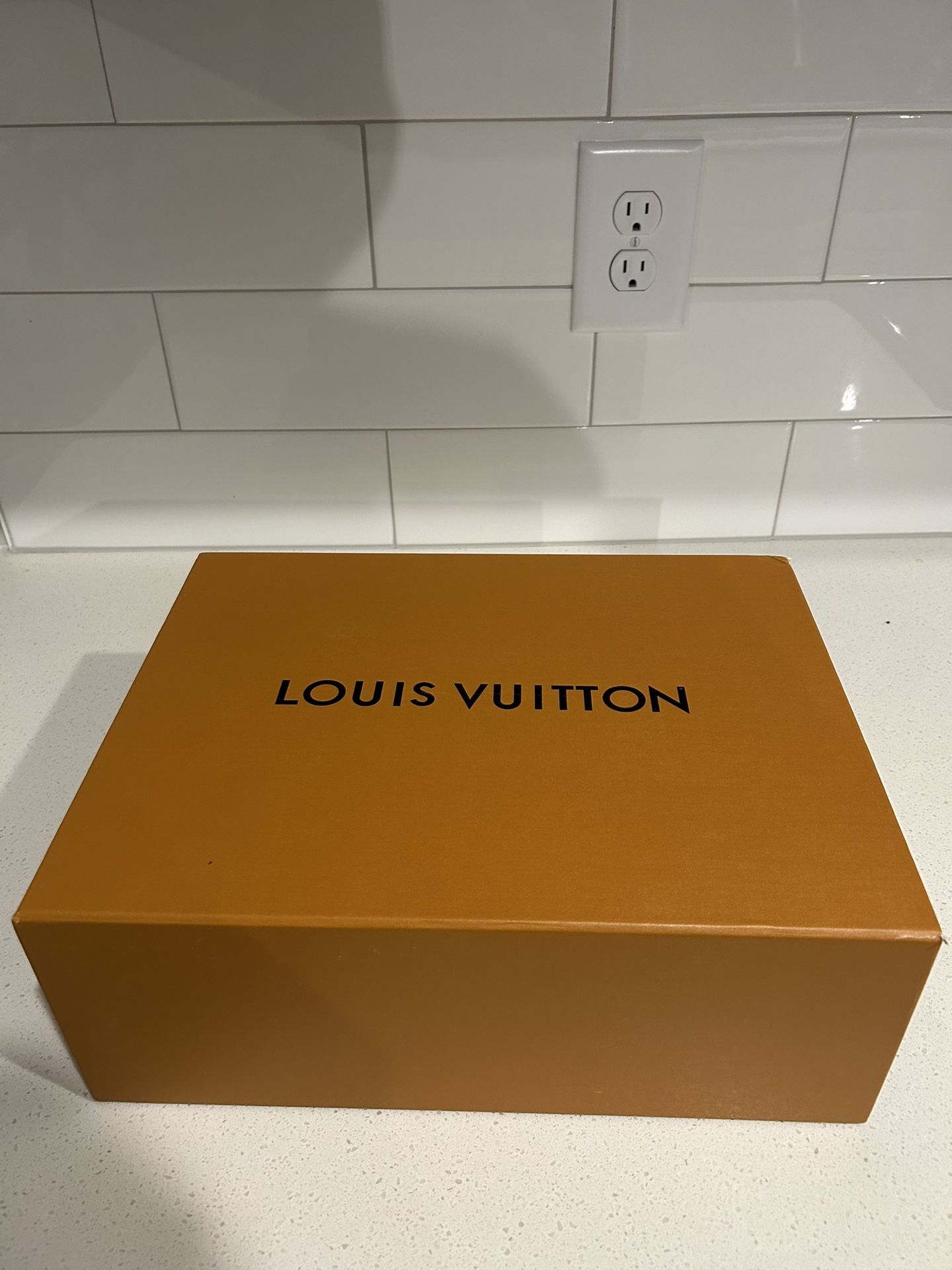 Lv Trainer Black Colorway Size 10