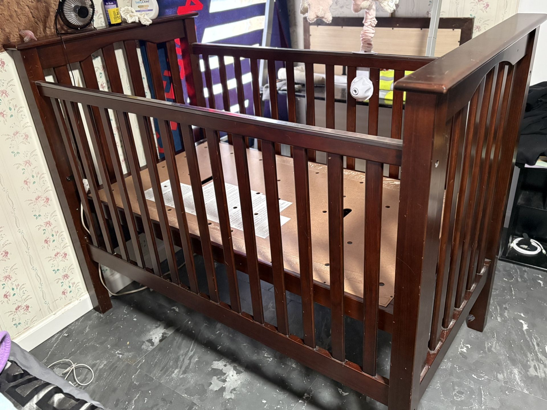 Pottery Kids Baby Crib