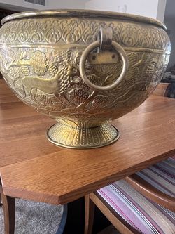 Decorative Gold Color Basin Bowl