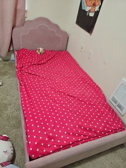 Two twin beds