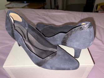 Rockport Dark Blue High Heels - Brand New / Firm Price OBO