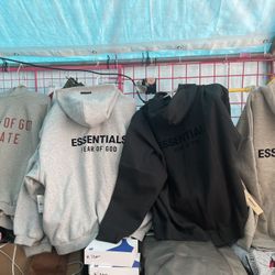 XXL Essential Hoodies