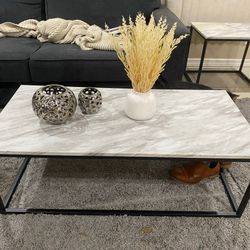Coffee table And 2 Side tables - White marble color