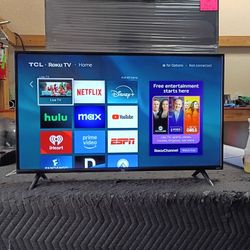40 Inch Roku TCL 4k Smart Really Nice Tv Comes With Remote Control Shows Great Picture Works Perfect Guaranteed 