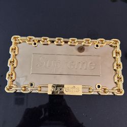 Supreme Chain License Plate Frame Gold for Sale in San Lorenzo, CA