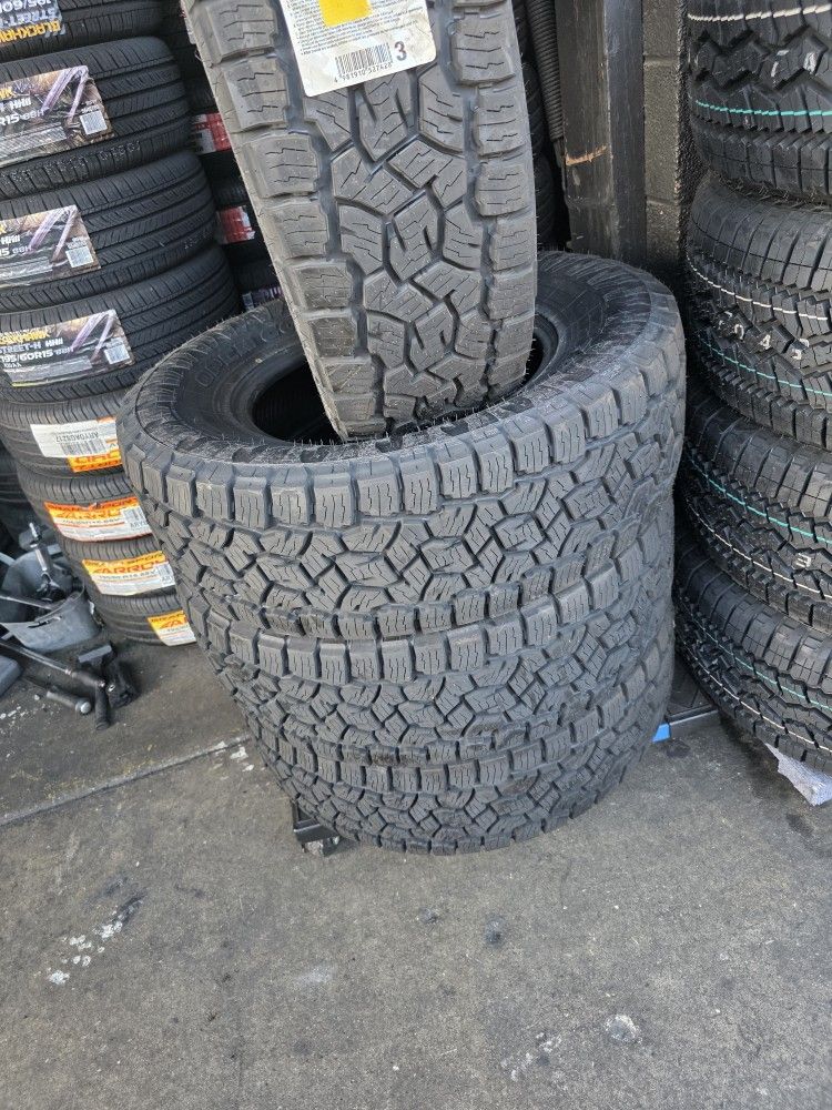 265 70 17 Toyo Tires Opencontré 100% new