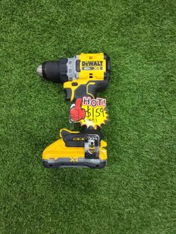 Dewalt 20v Max xr lithium ion Brushless Cordless 1/2 in. Drill/Driver kit