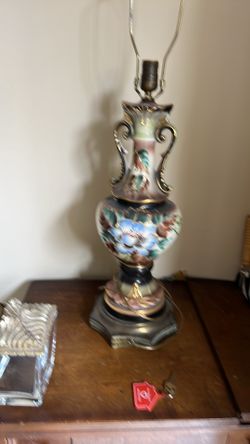 Italian vintage hand painted lamp