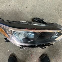 2024-26 NISSAN SENTRA RH HEADLIGHT BLACK HOUSING OEM