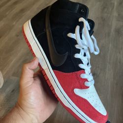 Nike SB Uprise x Dunk High Premium SB Uprise 2013 Used 313171-061  size 13 with box $160   Used Authentic Nike Air Jordan 3 Retro Stealth 2011 Size 13